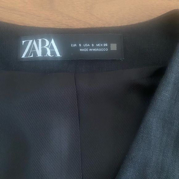 Zara Linen Blend Vest with Beaded Bows - Picture 4 of 5